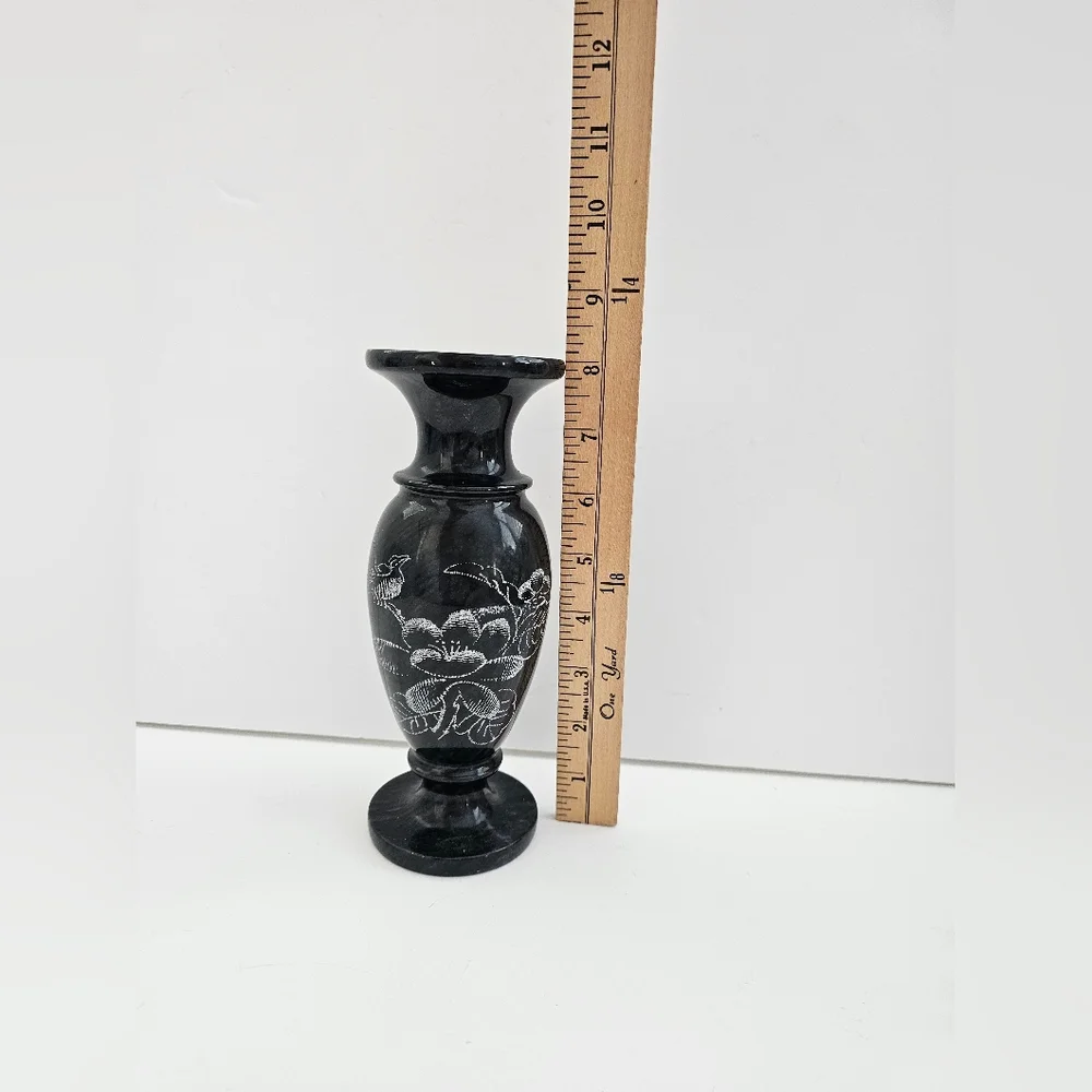 Vintage Mid-Century Black Marble Souvenir Bud Vase – Hand-Etched Floral Motif